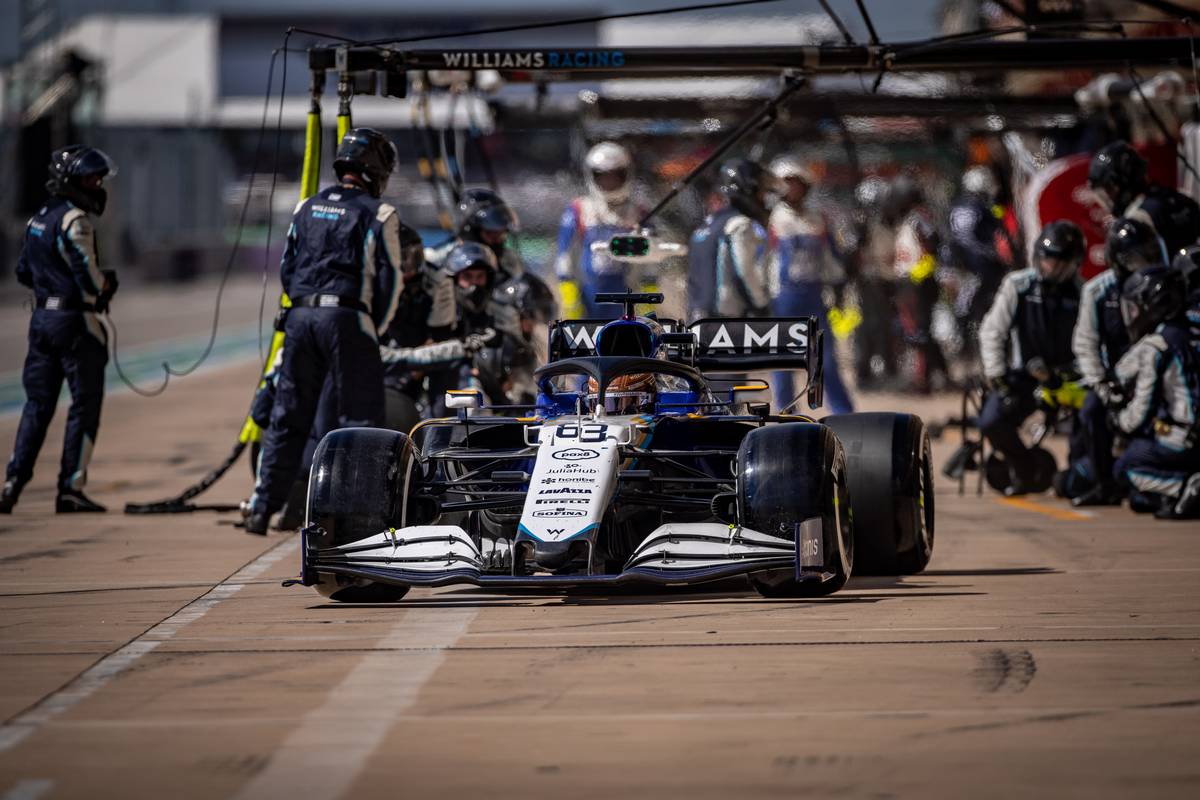 George Russell (GBR) Williams Racing FW43B makes a pit stop. 24.10.2021. Formula 1 World Championship, Rd 17, United States Grand Prix, Austin