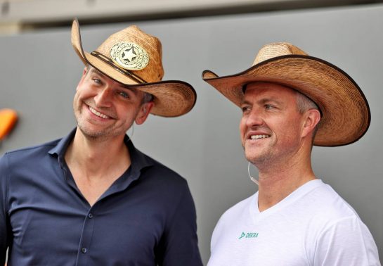 Ralf Schumacher (GER) (Right).
24.10.2021. Formula 1 World Championship, Rd 17, United States Grand Prix, Austin, Texas, USA, Race Day.
- www.xpbimages.com, EMail: requests@xpbimages.com © Copyright: Moy / XPB Images