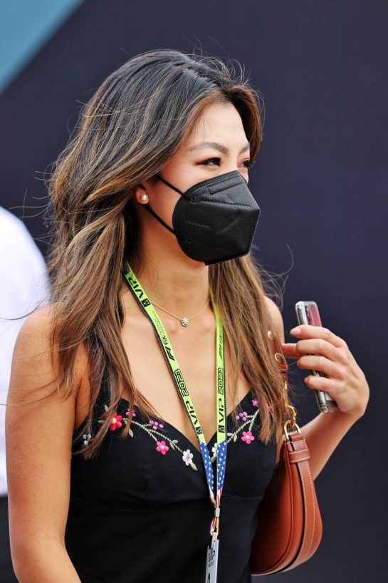 Lily Muni He (CHN) Professional Golfer.
24.10.2021. Formula 1 World Championship, Rd 17, United States Grand Prix, Austin, Texas, USA, Race Day.
- www.xpbimages.com, EMail: requests@xpbimages.com © Copyright: Moy / XPB Images