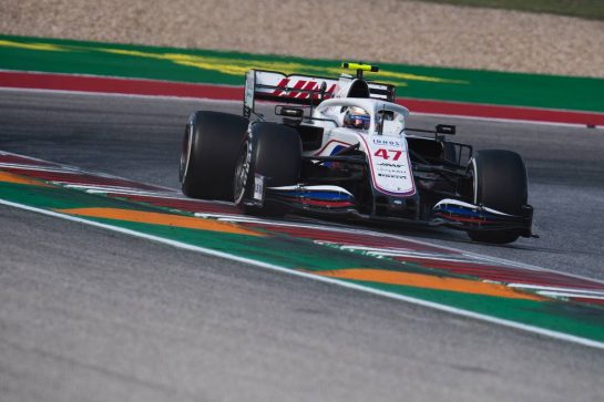 Mick Schumacher (GER) Haas VF-21.
24.10.2021. Formula 1 World Championship, Rd 17, United States Grand Prix, Austin, Texas, USA, Race Day.
- www.xpbimages.com, EMail: requests@xpbimages.com © Copyright: Price / XPB Images