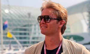 Rosberg 'thought about' subbing for Hamilton at Sakhir
