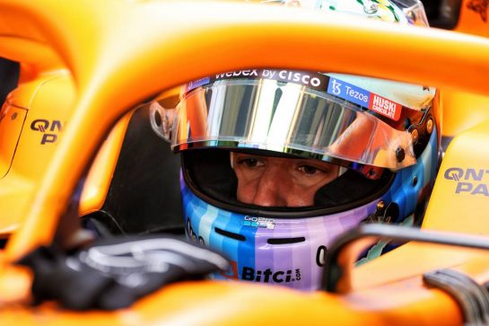 Daniel Ricciardo (AUS) McLaren MCL35M.
05.11.2021. Formula 1 World Championship, Rd 18, Mexican Grand Prix, Mexico City, Mexico, Practice Day.
- www.xpbimages.com, EMail: requests@xpbimages.com © Copyright: Batchelor / XPB Images