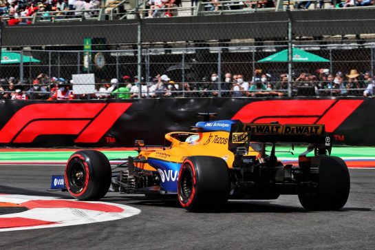 Daniel Ricciardo (AUS) McLaren MCL35M.
05.11.2021. Formula 1 World Championship, Rd 18, Mexican Grand Prix, Mexico City, Mexico, Practice Day.
- www.xpbimages.com, EMail: requests@xpbimages.com © Copyright: Batchelor / XPB Images