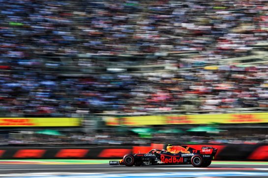 Sergio Perez (MEX) Red Bull Racing RB16B.
05.11.2021. Formula 1 World Championship, Rd 18, Mexican Grand Prix, Mexico City, Mexico, Practice Day.
- www.xpbimages.com, EMail: requests@xpbimages.com © Copyright: Carrezevoli / XPB Images