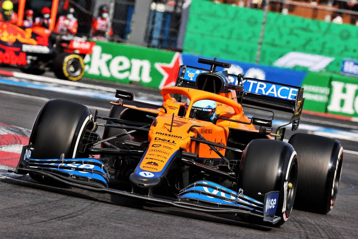 Daniel Ricciardo (AUS) McLaren MCL35M. 05.11.2021. Formula 1 World Championship, Rd 18, Mexican Grand Prix, Mexico City, Mexico