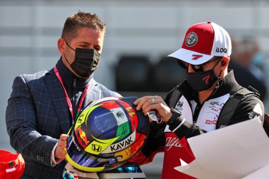 Kimi Raikkonen (FIN) Alfa Romeo Racing.
06.11.2021. Formula 1 World Championship, Rd 18, Mexican Grand Prix, Mexico City, Mexico, Qualifying Day.
- www.xpbimages.com, EMail: requests@xpbimages.com © Copyright: Batchelor / XPB Images