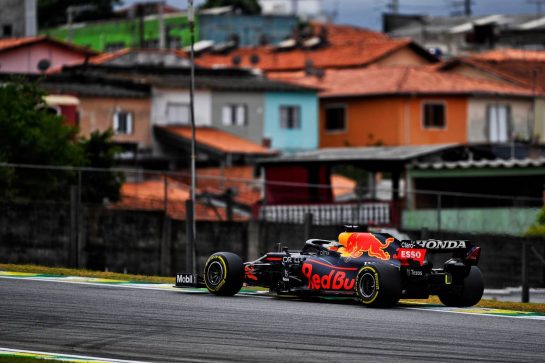 Max Verstappen (NLD) Red Bull Racing RB16B.
12.11.2021. Formula 1 World Championship, Rd 19, Brazilian Grand Prix, Sao Paulo, Brazil, Qualifying Day.
- www.xpbimages.com, EMail: requests@xpbimages.com © Copyright: Carezzevoli / XPB Images