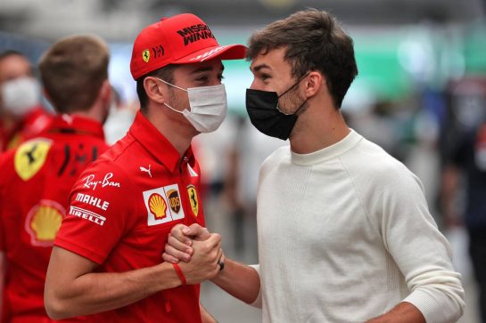(L to R): Charles Leclerc (MON) Ferrari and Pierre Gasly (FRA) AlphaTauri.
13.11.2021. Formula 1 World Championship, Rd 19, Brazilian Grand Prix, Sao Paulo, Brazil, Sprint Race Day.
- www.xpbimages.com, EMail: requests@xpbimages.com © Copyright: Batchelor / XPB Images