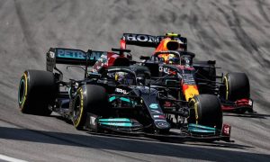 Perez: Hamilton straight-line speed 'from another planet'