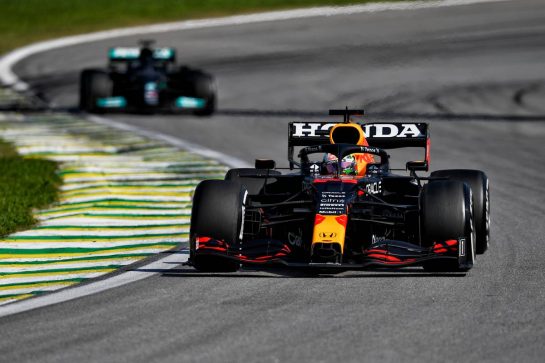 Max Verstappen (NLD) Red Bull Racing RB16B.
14.11.2021. Formula 1 World Championship, Rd 19, Brazilian Grand Prix, Sao Paulo, Brazil, Race Day.
- www.xpbimages.com, EMail: requests@xpbimages.com © Copyright: Carezzevoli / XPB Images