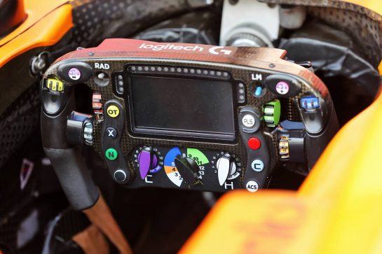 McLaren MCL35M steering wheel.
18.11.2021. Formula 1 World Championship, Rd 20, Qatar Grand Prix, Doha, Qatar, Preparation Day.
- www.xpbimages.com, EMail: requests@xpbimages.com © Copyright: Batchelor / XPB Images