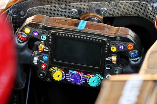 Mercedes AMG F1 W12 steering wheel.
18.11.2021. Formula 1 World Championship, Rd 20, Qatar Grand Prix, Doha, Qatar, Preparation Day.
- www.xpbimages.com, EMail: requests@xpbimages.com © Copyright: Batchelor / XPB Images