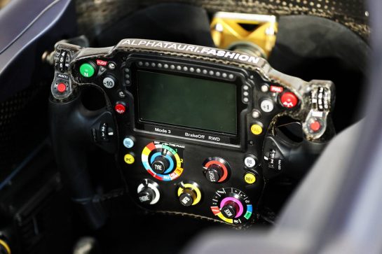AlphaTauri AT02 steering wheel.
18.11.2021. Formula 1 World Championship, Rd 20, Qatar Grand Prix, Doha, Qatar, Preparation Day.
- www.xpbimages.com, EMail: requests@xpbimages.com © Copyright: Batchelor / XPB Images