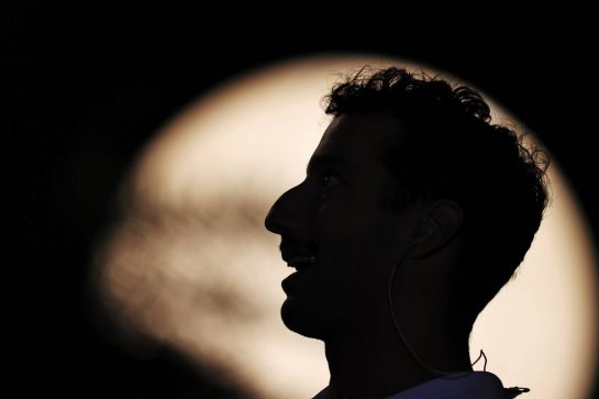 Daniel Ricciardo (AUS) McLaren.
18.11.2021. Formula 1 World Championship, Rd 20, Qatar Grand Prix, Doha, Qatar, Preparation Day.
- www.xpbimages.com, EMail: requests@xpbimages.com © Copyright: Moy / XPB Images