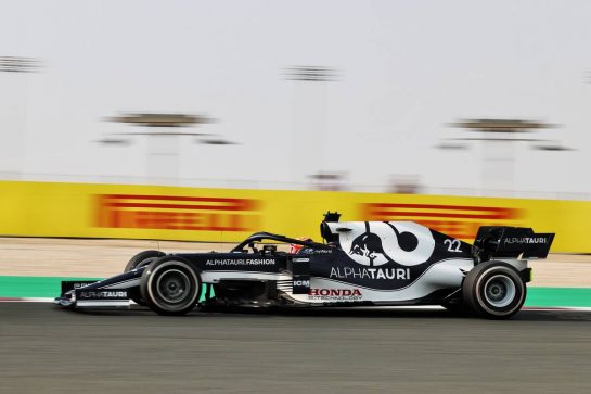 Yuki Tsunoda (JPN) AlphaTauri AT02.
19.11.2021 Formula 1 World Championship, Rd 20, Qatar Grand Prix, Doha, Qatar, Practice Day.
- www.xpbimages.com, EMail: requests@xpbimages.com © Copyright: Moy / XPB Images