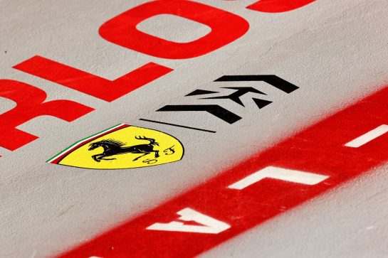 Carlos Sainz Jr (ESP) Ferrari - Ferrari logo on the pit floor.
20.11.2021. Formula 1 World Championship, Rd 20, Qatar Grand Prix, Doha, Qatar, Qualifying Day.
- www.xpbimages.com, EMail: requests@xpbimages.com © Copyright: Batchelor / XPB Images