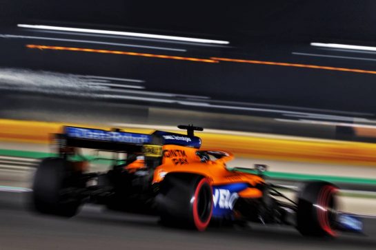 Daniel Ricciardo (AUS) McLaren MCL35M.
20.11.2021. Formula 1 World Championship, Rd 20, Qatar Grand Prix, Doha, Qatar, Qualifying Day.
- www.xpbimages.com, EMail: requests@xpbimages.com © Copyright: Moy / XPB Images