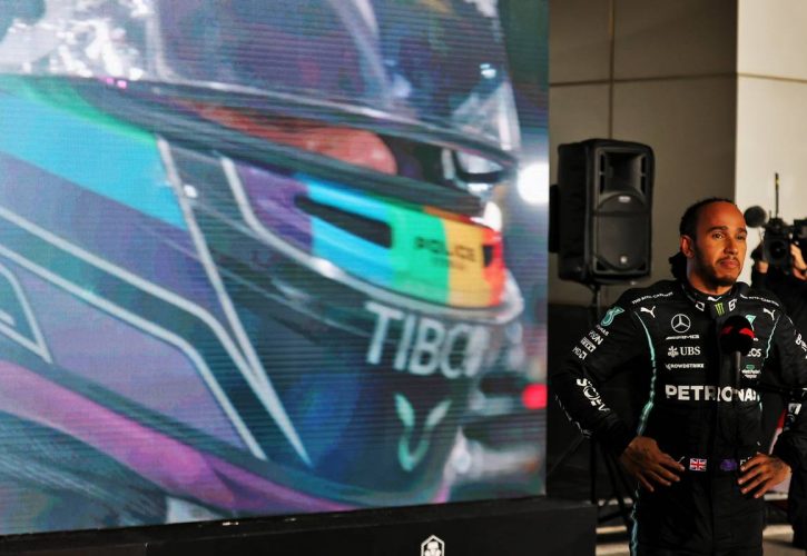Pole sitter Lewis Hamilton (GBR) Mercedes AMG F1 in qualifying parc ferme. 20.11.2021. Formula 1 World Championship, Rd 20, Qatar Grand Prix, Doha, Qatar