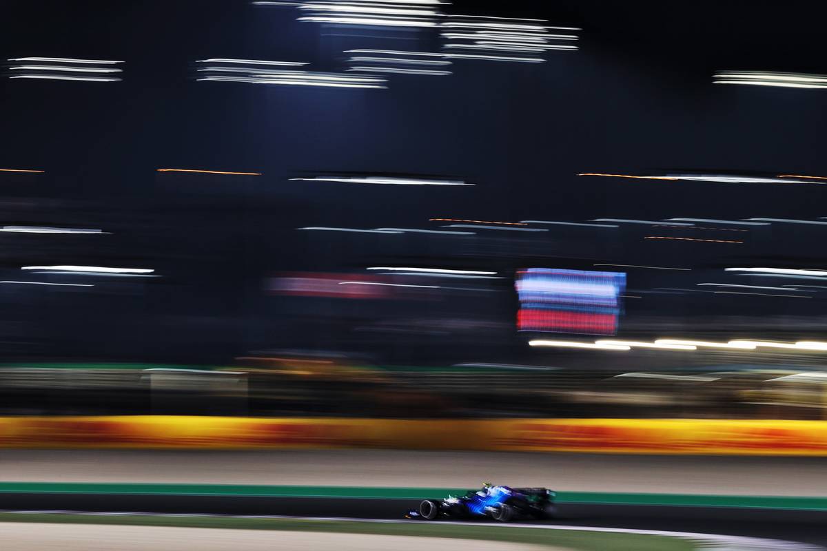 Nicholas Latifi (CDN) Williams Racing FW43B. 21.11.2021. Formula 1 World Championship, Rd 20, Qatar Grand Prix, Doha