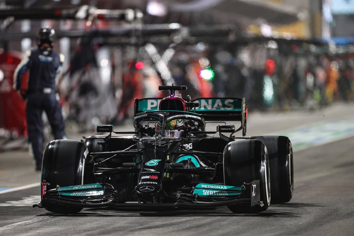 Lewis Hamilton (GBR) Mercedes AMG F1 W12 leaves the pits. 21.11.2021. Formula 1 World Championship, Rd 20, Qatar Grand Prix, Doha