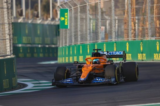 Daniel Ricciardo (AUS), McLaren F1 Team 03.12.2021 Formula 1 World Championship, Rd 21, Saudi Arabian Grand Prix, Jeddah, Saudi Arabia, Practice Day.- www.xpbimages.com, EMail: requests@xpbimages.com © Copyright: Charniaux / XPB Images