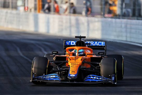 Daniel Ricciardo (AUS) McLaren MCL35M./
03.12.2021 Formula 1 World Championship, Rd 21, Saudi Arabian Grand Prix, Jeddah, Saudi Arabia, Practice Day.
- www.xpbimages.com, EMail: requests@xpbimages.com © Copyright: Moy / XPB Images