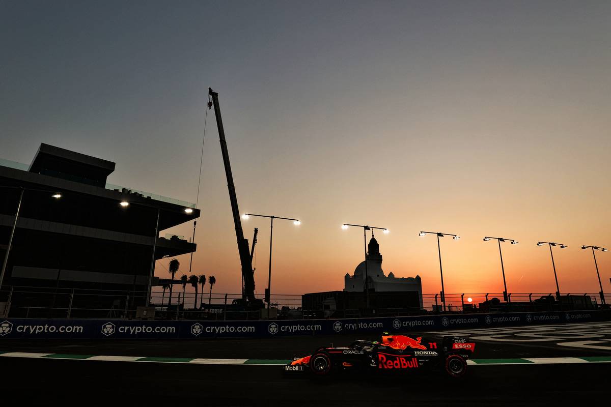 Sergio Perez (MEX) Red Bull Racing RB16B. 03.12.2021 Formula 1 World Championship, Rd 21, Saudi Arabian Grand Prix, Jeddah