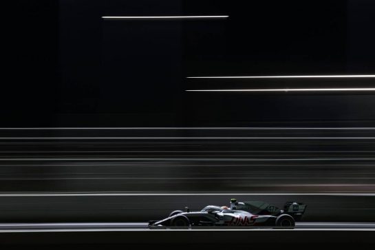 Mick Schumacher (GER), Haas F1 Team 03.12.2021 Formula 1 World Championship, Rd 21, Saudi Arabian Grand Prix, Jeddah, Saudi Arabia, Practice Day.- www.xpbimages.com, EMail: requests@xpbimages.com © Copyright: Charniaux / XPB Images