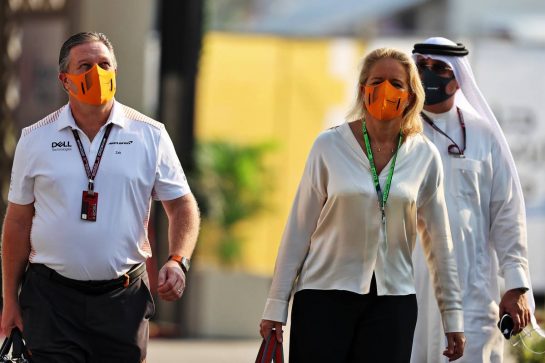 (L to R): Zak Brown (USA) McLaren Executive Director with his wife Tracy Brown.
04.12.2021. Formula 1 World Championship, Rd 21, Saudi Arabian Grand Prix, Jeddah, Saudi Arabia, Qualifying Day.
- www.xpbimages.com, EMail: requests@xpbimages.com © Copyright: Moy / XPB Images