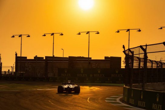 Nikita Mazepin (RUS) Haas F1 Team VF-21.
04.12.2021. Formula 1 World Championship, Rd 21, Saudi Arabian Grand Prix, Jeddah, Saudi Arabia, Qualifying Day.
- www.xpbimages.com, EMail: requests@xpbimages.com © Copyright: Bearne / XPB Images