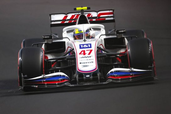 Mick Schumacher (GER), Haas F1 Team
04.12.2021. Formula 1 World Championship, Rd 21, Saudi Arabian Grand Prix, Jeddah, Saudi Arabia, Qualifying Day.
- www.xpbimages.com, EMail: requests@xpbimages.com © Copyright: Charniaux / XPB Images