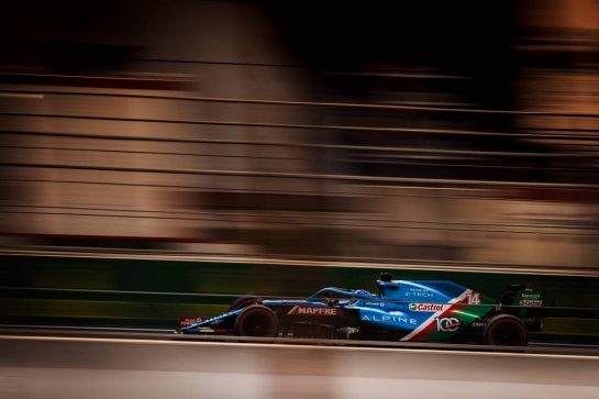 Fernando Alonso (ESP) Alpine F1 Team A521.
04.12.2021. Formula 1 World Championship, Rd 21, Saudi Arabian Grand Prix, Jeddah, Saudi Arabia, Qualifying Day.
- www.xpbimages.com, EMail: requests@xpbimages.com © Copyright: Bearne / XPB Images