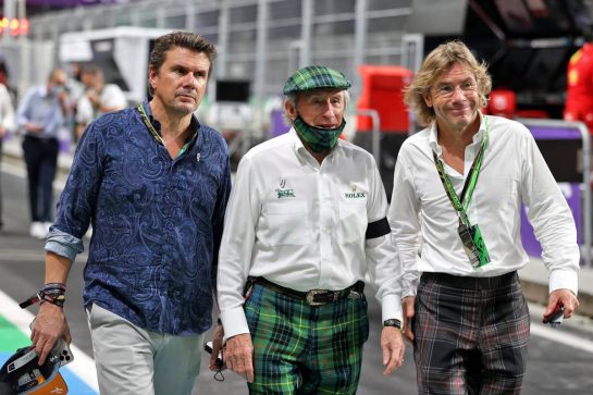 Jackie Stewart (GBR) (Centre) with his sons Paul (Left) and Mark (Right).
05.12.2021. Formula 1 World Championship, Rd 21, Saudi Arabian Grand Prix, Jeddah, Saudi Arabia, Race Day.
- www.xpbimages.com, EMail: requests@xpbimages.com © Copyright: Moy / XPB Images