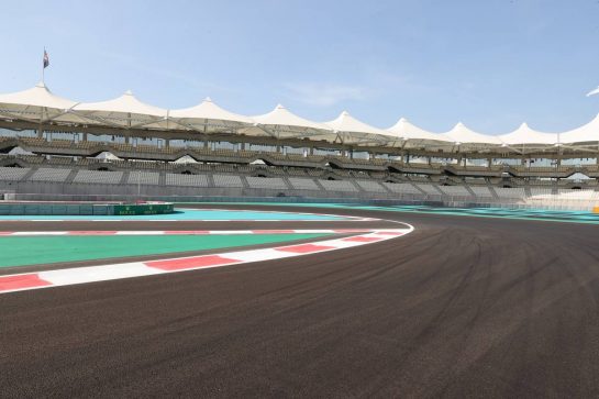 The new turn 5 circuit changes.08.12.2021. Formula 1 World Championship, Rd 22, Abu Dhabi Grand Prix, Yas Marina Circuit, Abu Dhabi, Preparation Day.- www.xpbimages.com, EMail: requests@xpbimages.com © Copyright: Batchelor / XPB Images