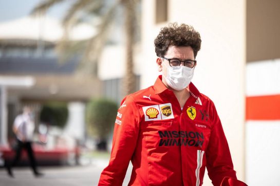 Mattia Binotto (ITA) Ferrari Team Principal.
09.12.2021. Formula 1 World Championship, Rd 22, Abu Dhabi Grand Prix, Yas Marina Circuit, Abu Dhabi, Preparation Day.
- www.xpbimages.com, EMail: requests@xpbimages.com © Copyright: Bearne / XPB Images
