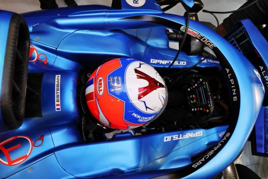 Esteban Ocon (FRA) Alpine F1 Team A521.
10.12.2021. Formula 1 World Championship, Rd 22, Abu Dhabi Grand Prix, Yas Marina Circuit, Abu Dhabi, Practice Day.
- www.xpbimages.com, EMail: requests@xpbimages.com © Copyright: Moy / XPB Images