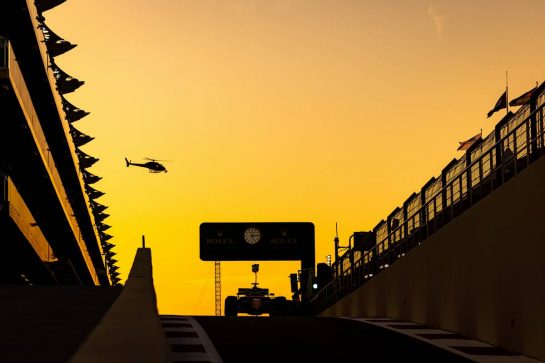 Charles Leclerc (MON) Ferrari SF-21.
10.12.2021. Formula 1 World Championship, Rd 22, Abu Dhabi Grand Prix, Yas Marina Circuit, Abu Dhabi, Practice Day.
- www.xpbimages.com, EMail: requests@xpbimages.com © Copyright: Bearne / XPB Images