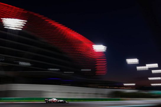 Antonio Giovinazzi (ITA), Alfa Romeo Racing 
10.12.2021. Formula 1 World Championship, Rd 22, Abu Dhabi Grand Prix, Yas Marina Circuit, Abu Dhabi, Practice Day.
- www.xpbimages.com, EMail: requests@xpbimages.com © Copyright: Charniaux / XPB Images