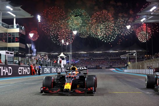 1st place and new World Champion, Max Verstappen (NLD) Red Bull Racing RB16B.12.12.2021. Formula 1 World Championship, Rd 22, Abu Dhabi Grand Prix, Yas Marina Circuit, Abu Dhabi, Race Day.- www.xpbimages.com, EMail: requests@xpbimages.com © Copyright: Batchelor / XPB Images
