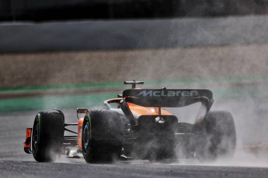 Daniel Ricciardo (AUS) McLaren MCL36.
25.02.2022. Formula One Testing, Day Three, Barcelona, Spain. Friday.
- www.xpbimages.com, EMail: requests@xpbimages.com © Copyright: Price / XPB Images
