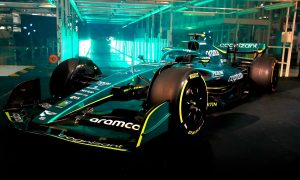 Aston Martin unveils all-new AMR22 design and livery