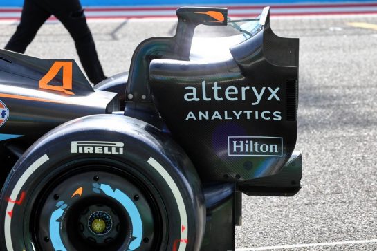 McLaren MCL36 rear wing detail.
10.03.2022. Formula 1 Testing, Sakhir, Bahrain, Day One.
- www.xpbimages.com, EMail: requests@xpbimages.com © Copyright: Batchelor / XPB Images