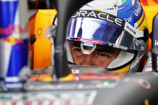 Sergio Perez (MEX) Red Bull Racing RB18.
10.03.2022. Formula 1 Testing, Sakhir, Bahrain, Day One.
- www.xpbimages.com, EMail: requests@xpbimages.com © Copyright: Bearne / XPB Images