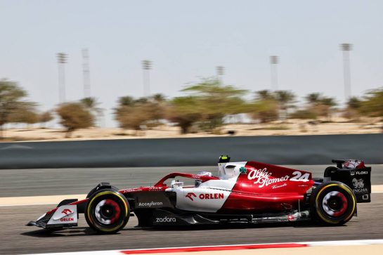 Guanyu Zhou (CHN) Alfa Romeo F1 Team C42.
10.03.2022. Formula 1 Testing, Sakhir, Bahrain, Day One.
- www.xpbimages.com, EMail: requests@xpbimages.com © Copyright: Batchelor / XPB Images