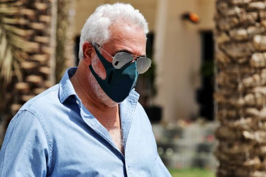 Lawrence Stroll (CDN) Aston Martin F1 Team Investor.
10.03.2022. Formula 1 Testing, Sakhir, Bahrain, Day One.
- www.xpbimages.com, EMail: requests@xpbimages.com © Copyright: Bearne / XPB Images