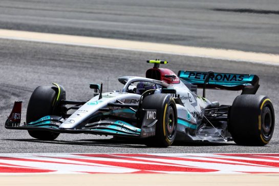 Lewis Hamilton (GBR) Mercedes AMG F1 W13.
10.03.2022. Formula 1 Testing, Sakhir, Bahrain, Day One.
- www.xpbimages.com, EMail: requests@xpbimages.com © Copyright: Batchelor / XPB Images