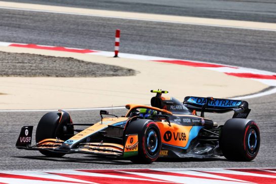 Lando Norris (GBR) McLaren MCL36.
10.03.2022. Formula 1 Testing, Sakhir, Bahrain, Day One.
- www.xpbimages.com, EMail: requests@xpbimages.com © Copyright: Batchelor / XPB Images