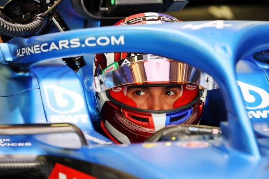 Esteban Ocon (FRA) Alpine F1 Team A522.
10.03.2022. Formula 1 Testing, Sakhir, Bahrain, Day One.
- www.xpbimages.com, EMail: requests@xpbimages.com © Copyright: Moy / XPB Images