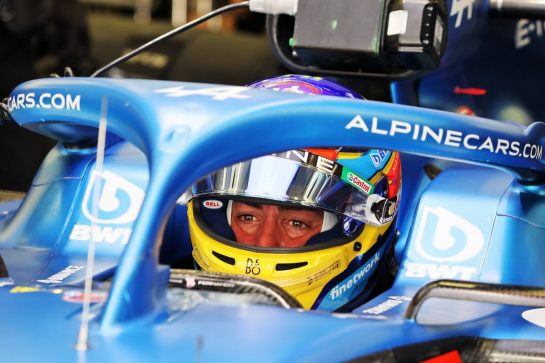 Fernando Alonso (ESP) Alpine F1 Team A522.
10.03.2022. Formula 1 Testing, Sakhir, Bahrain, Day One.
- www.xpbimages.com, EMail: requests@xpbimages.com © Copyright: Moy / XPB Images