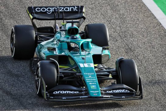 Lance Stroll (CDN) Aston Martin F1 Team AMR22.
10.03.2022. Formula 1 Testing, Sakhir, Bahrain, Day One.
- www.xpbimages.com, EMail: requests@xpbimages.com © Copyright: Coates / XPB Images
